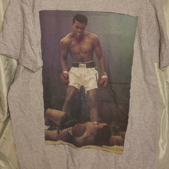 ali Other - Ali mens tee size L nwot